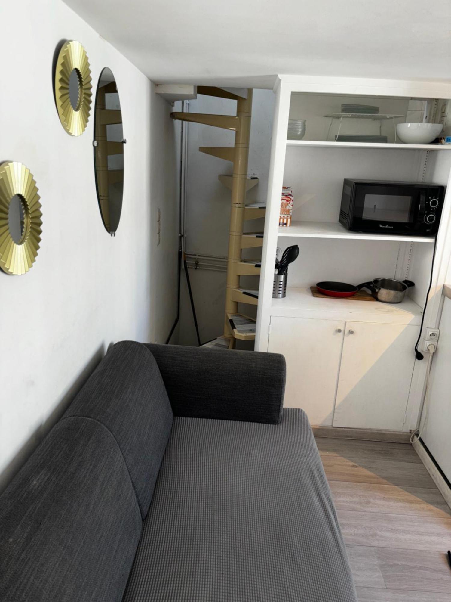 Pretty Montmartre Apartment ปารีส ภายนอก รูปภาพ